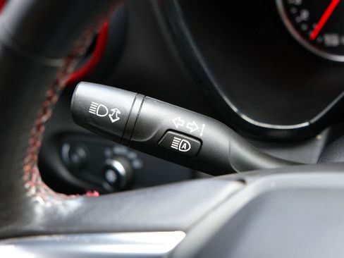 Used 2019 Chevrolet Blazer RS image 44