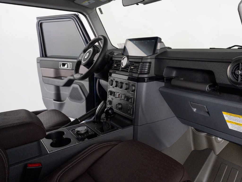 Used 2025 INEOS Grenadier Station Wagon AWD/4WD image 29