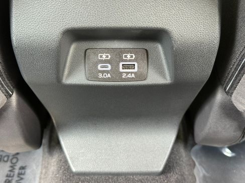 Used 2026 Subaru Crosstrek 2.5i Premium AWD/4WD image 30