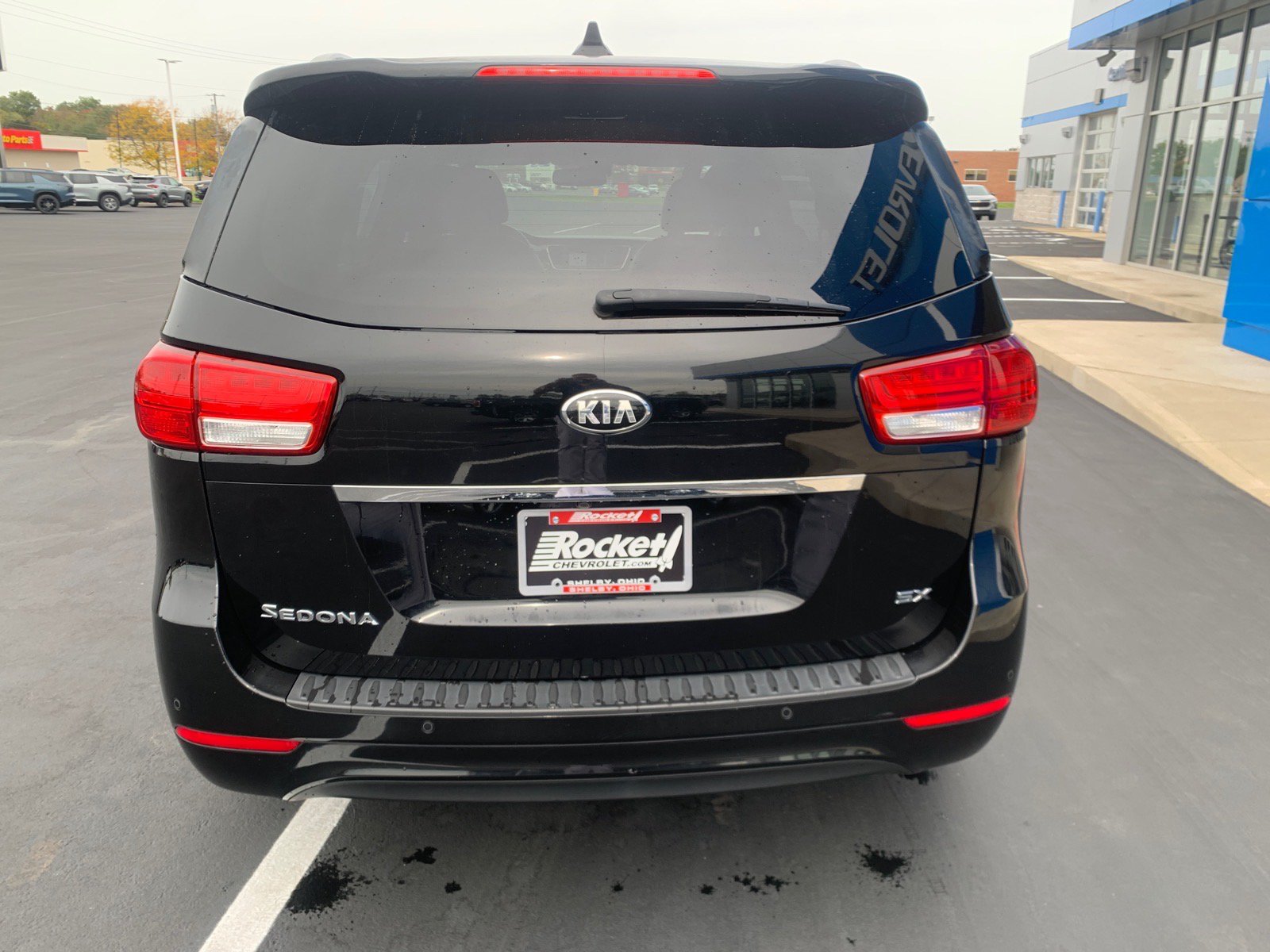 Used 2016 Kia Sedona SX FWD image 4