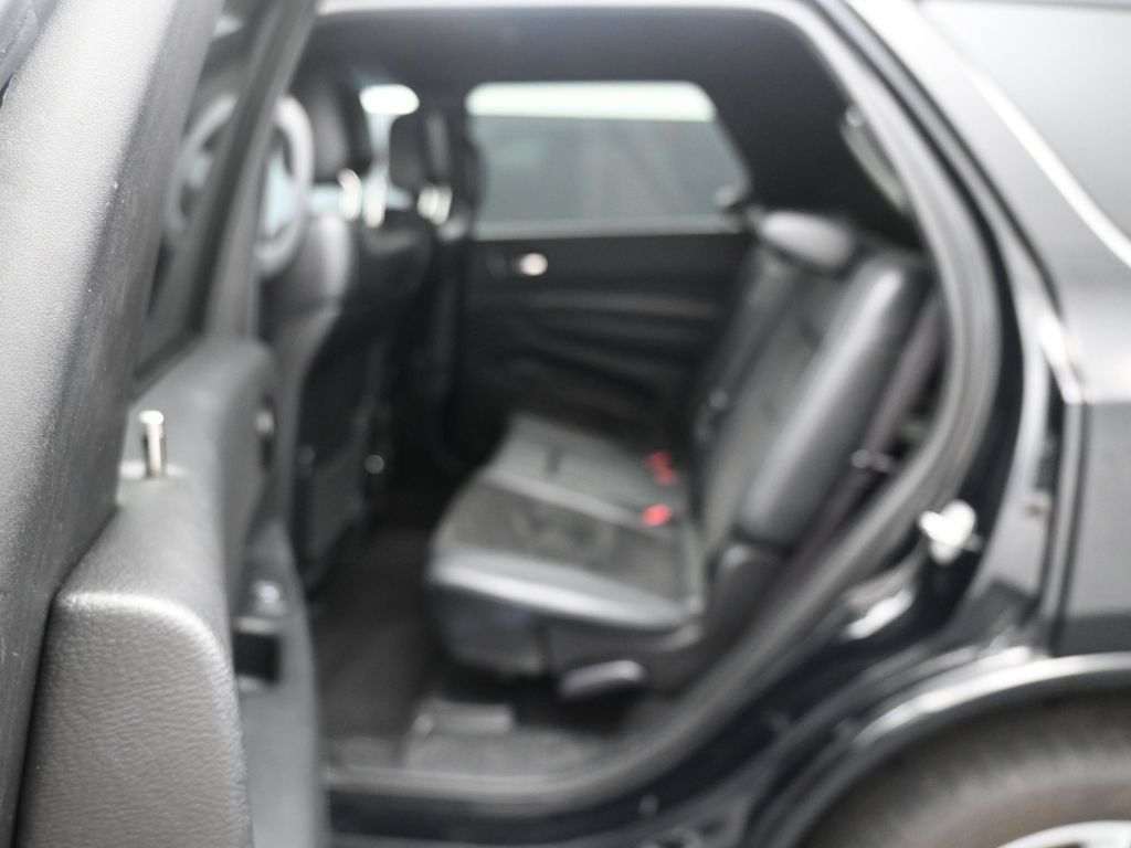 Used 2022 Dodge Durango GT AWD/4WD image 16