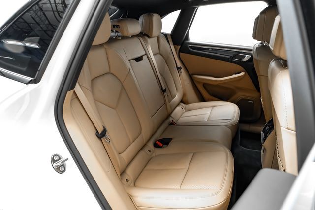 Used 2022 Porsche Macan S AWD/4WD image 41