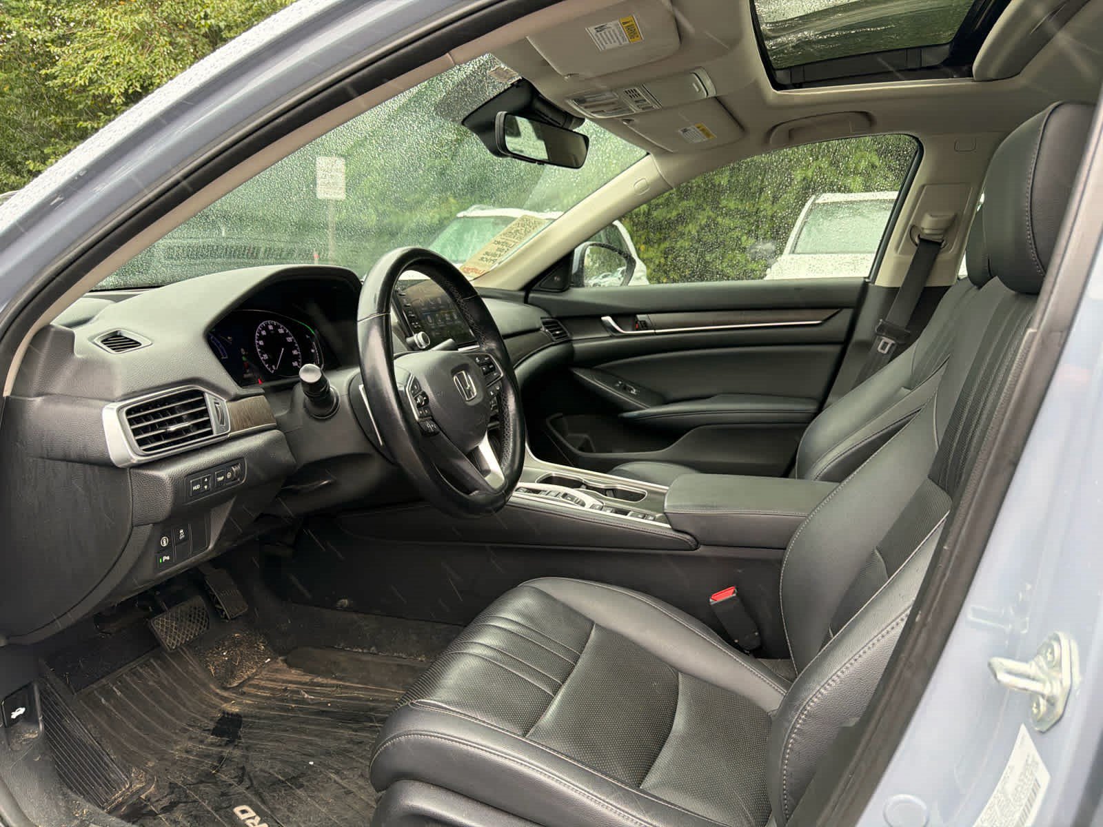 Used 2022 Honda Accord Touring image 5