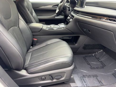 Used 2023 INFINITI QX60 Luxe w/ Performance Audio Package image 48