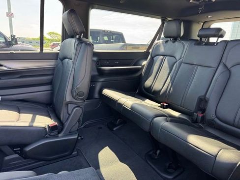 New 2026 Jeep Grand Wagoneer L Limited AWD/4WD image 32