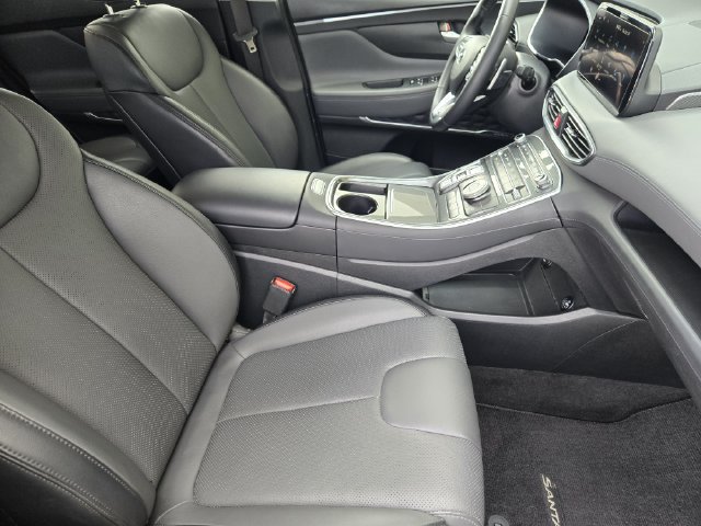 Certified 2023 Hyundai Santa Fe SEL w/ Premium Package FWD image 8