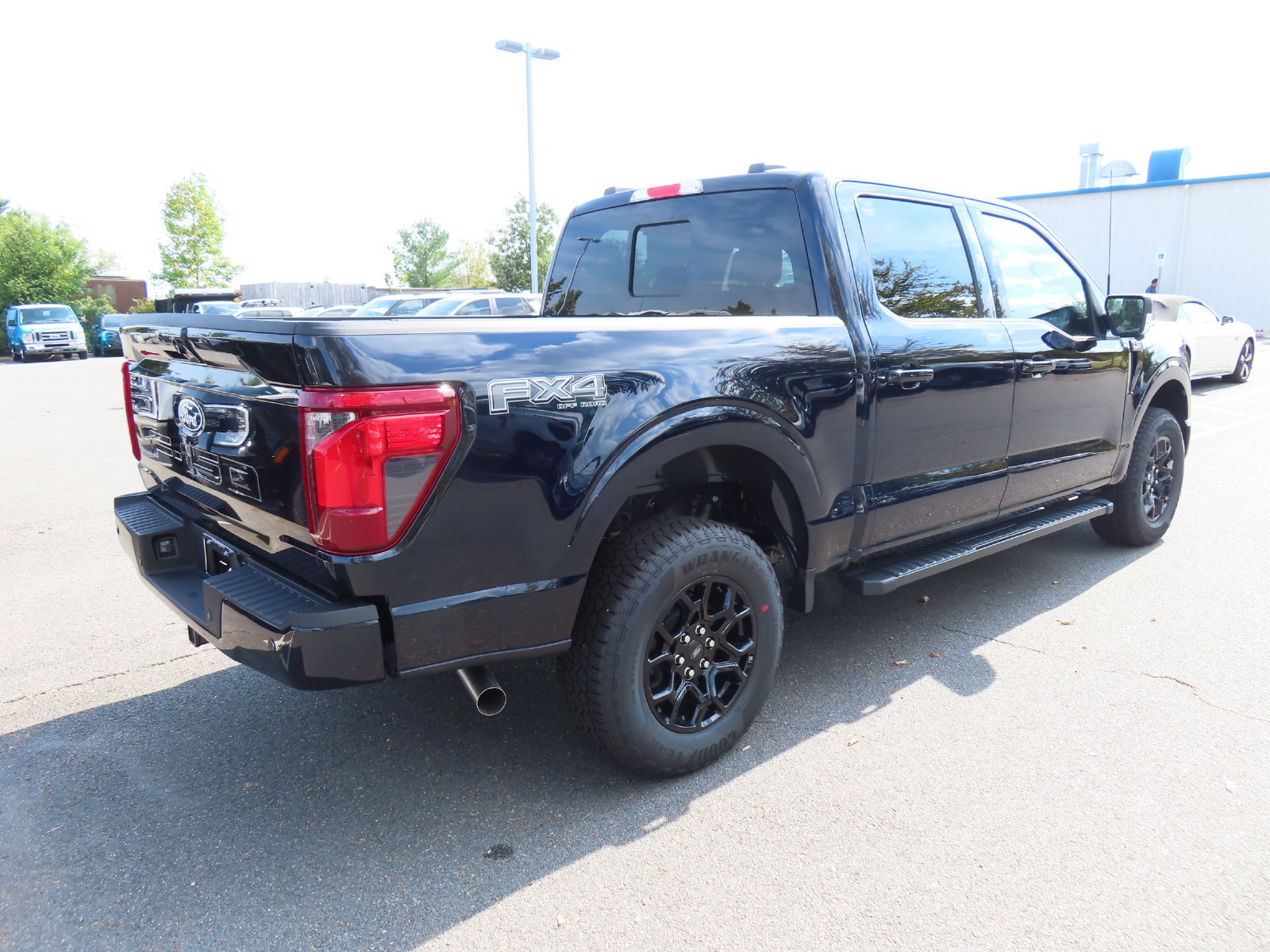 New 2026 Ford F150 XLT w/ Equipment Group 302A MID AWD/4WD image 4