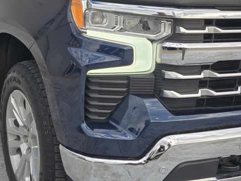 Used 2022 Chevrolet Silverado 1500 LTZ image 10