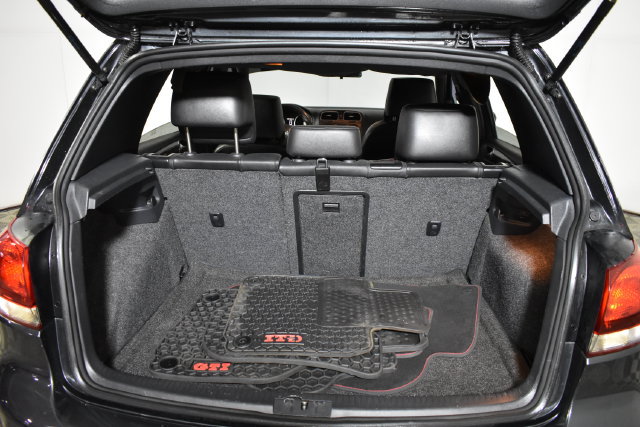 Used 2014 Volkswagen GTI Driver's Edition FWD image 26
