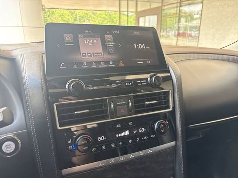 Used 2023 Nissan Armada Platinum w/ Captain's Chairs Package RWD image 13