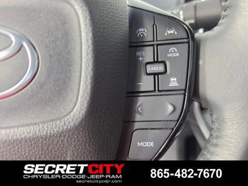 Used 2024 Toyota bZ4X XLE w/ Weather Package AWD/4WD image 17