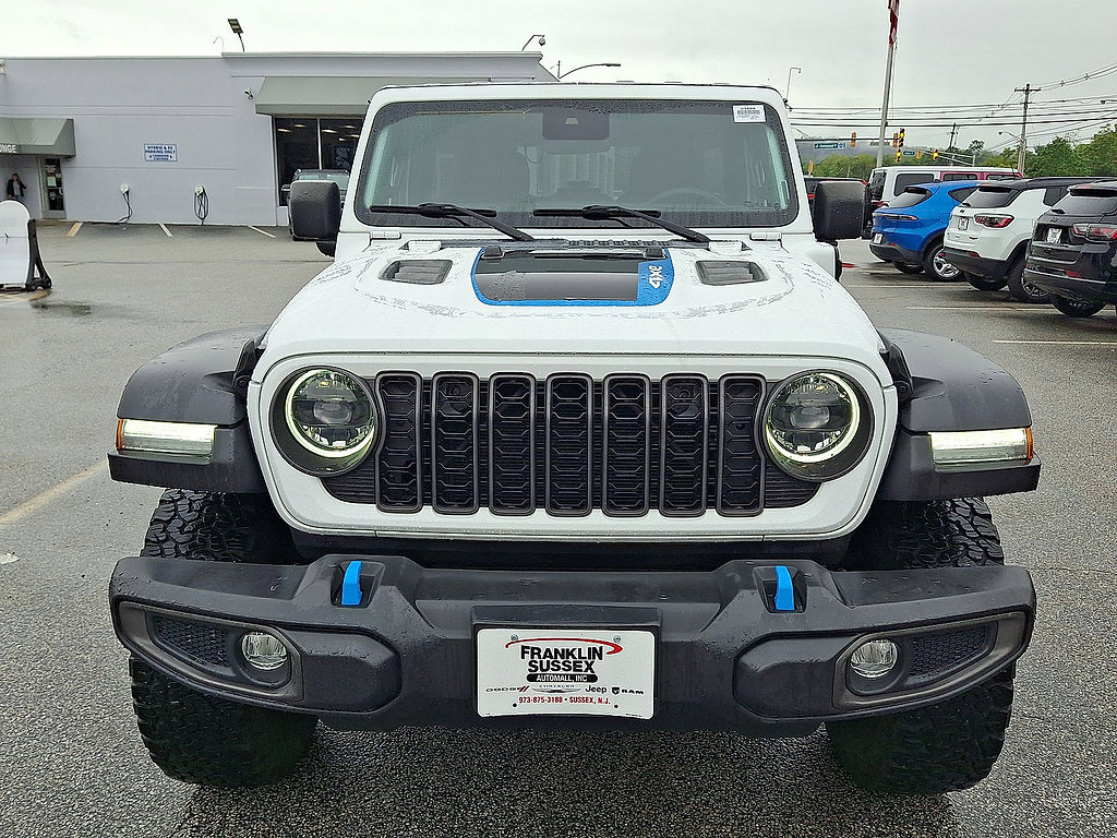Used 2024 Jeep Wrangler Unlimited Rubicon 4xe w/ Convenience Group AWD/4WD image 58