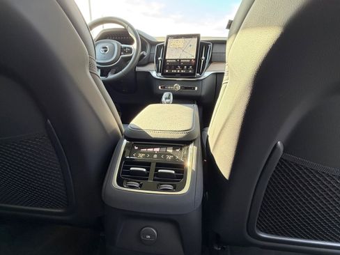 New 2026 Volvo XC90 T8 Plus image 12