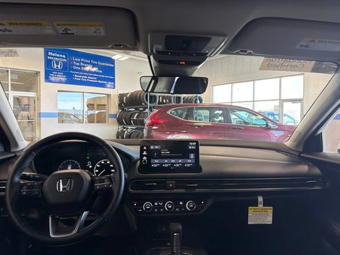 Used 2026 Honda HR-V EX-L image 10