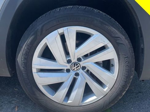 Certified 2022 Volkswagen Atlas Cross Sport SE AWD/4WD image 14