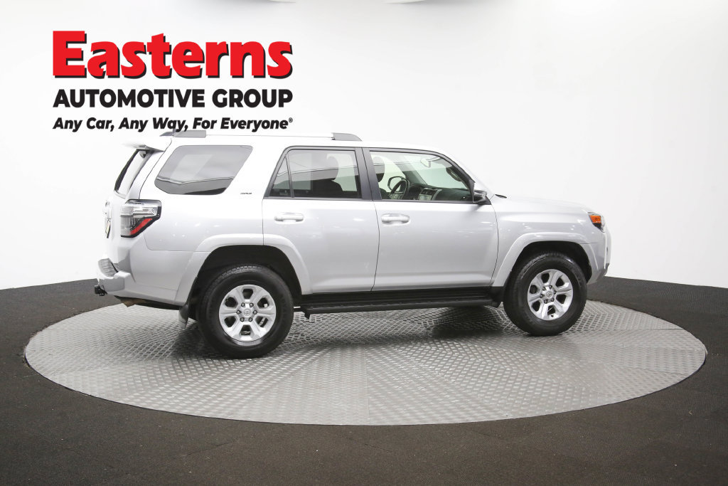 Used 2024 Toyota 4Runner SR5 AWD/4WD image 39