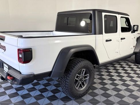New 2026 Jeep Gladiator Mojave image 6