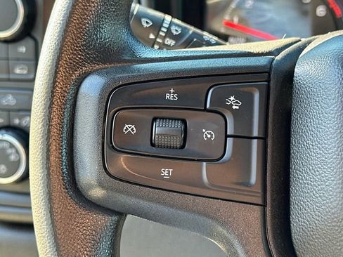 Used 2022 Chevrolet Silverado 1500 Custom image 27