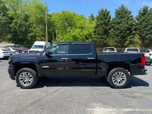 Used 2017 Chevrolet Silverado 1500 High Country RWD image 4