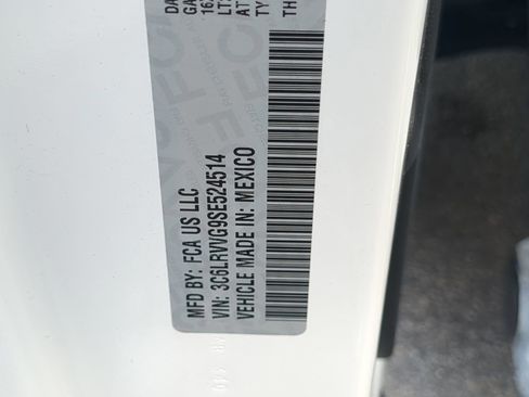 Used 2025 RAM ProMaster 2500 w/ U-Haul Equipment Group FWD image 70
