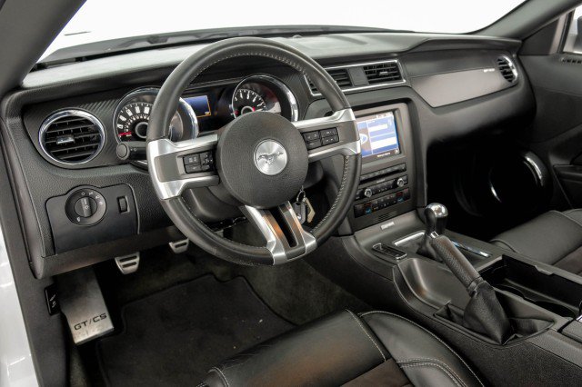 Used 2014 Ford Mustang GT Premium w/ Electronics Package RWD image 11