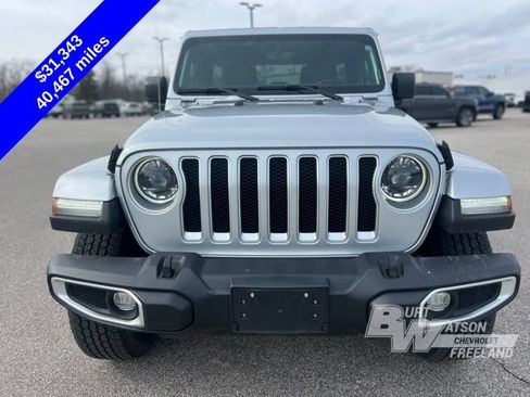 Used 2023 Jeep Wrangler Unlimited Sahara w/ LED Lighting Group AWD/4WD image 10