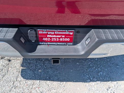Used 2015 Ford F150 XLT w/ Equipment Group 301A Mid AWD/4WD image 11