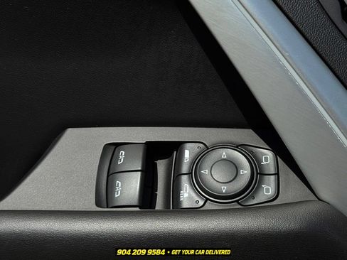 Used 2019 Chevrolet Camaro SS RWD image 15