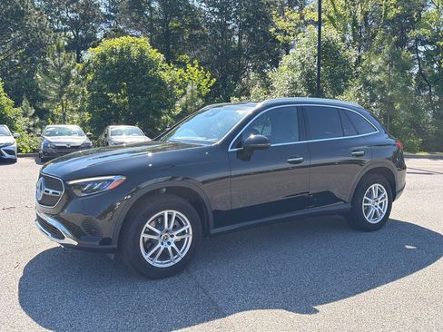 Used 2025 Mercedes-Benz GLC 300 image 6
