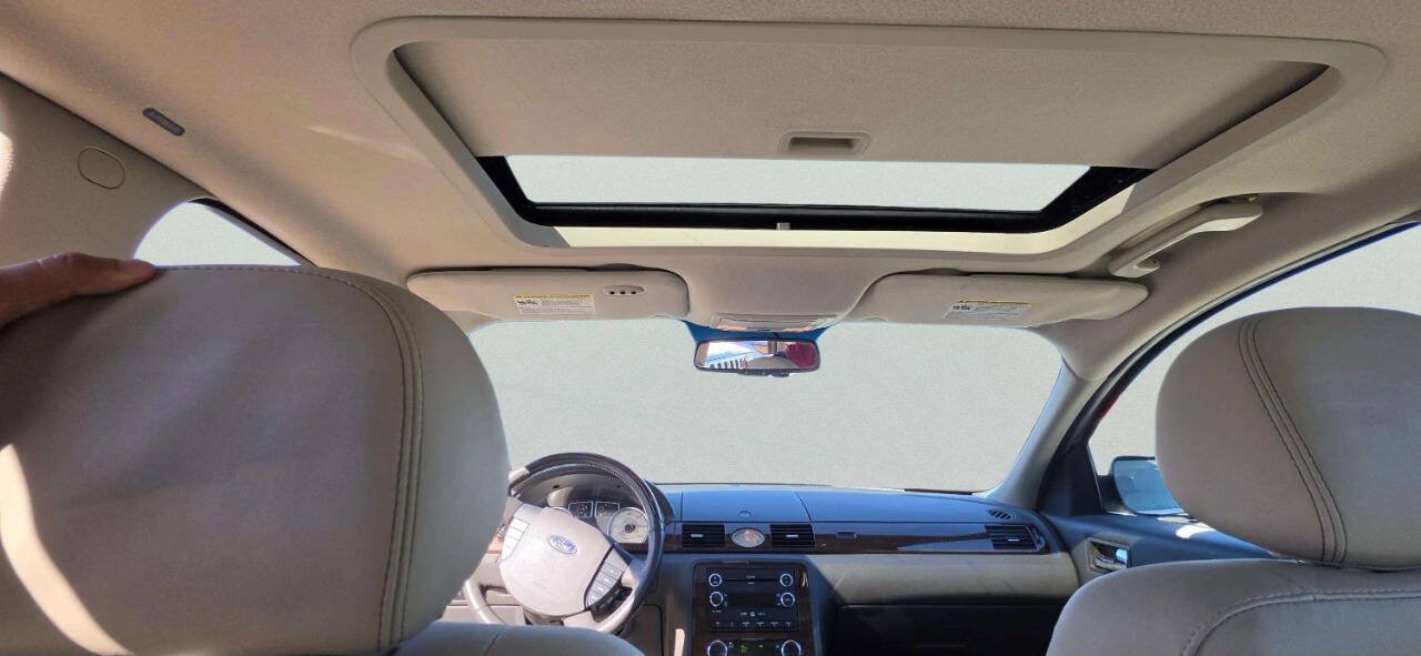 Used 2008 Ford Taurus Limited FWD image 9