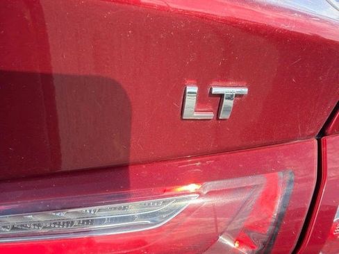 Used 2019 Chevrolet Malibu LT FWD image 9