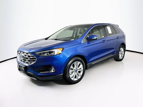 Used 2020 Ford Edge Titanium w/ Equipment Group 301A AWD/4WD image 3