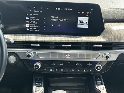 Used 2023 Kia Telluride EX w/ EX Captain's Chair Package FWD image 25