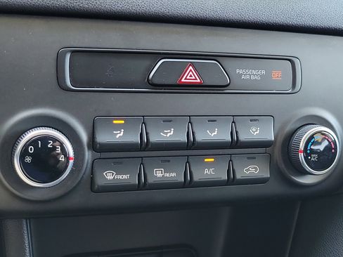Used 2018 Kia Sportage LX FWD image 22