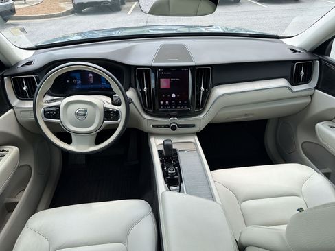 Used 2023 Volvo XC60 B5 Plus w/ Protection Package Premier FWD image 14