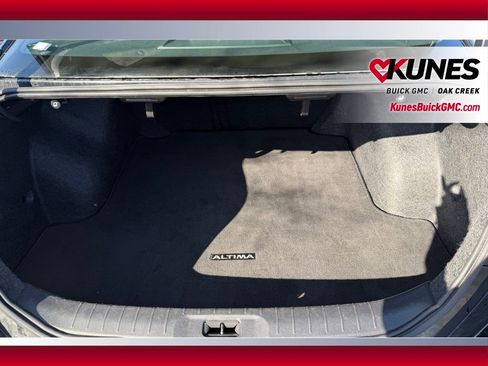 Used 2025 Nissan Altima 2.5 SV image 5