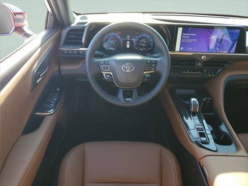 Certified 2026 Toyota Crown Signia AWD/4WD image 12