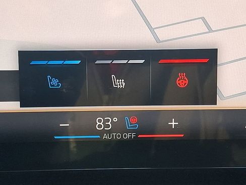 Used 2025 BMW X5 xDrive50e image 29