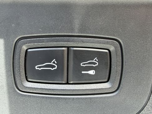 Certified 2020 Porsche Panamera 4 image 16