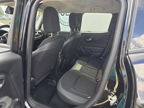 Used 2023 Jeep Renegade Altitude image 24