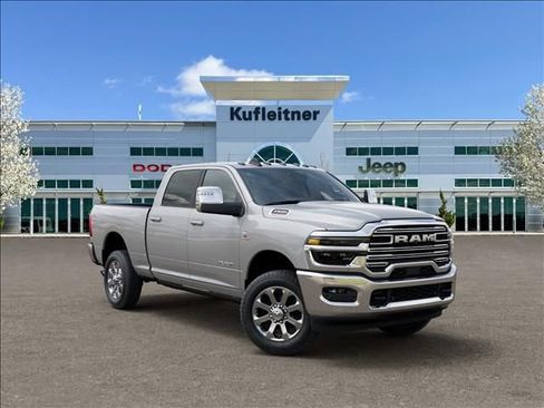 New 2026 RAM 2500 Laramie AWD/4WD image 5