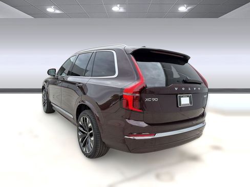 New 2026 Volvo XC90 T8 Ultra w/ Protection Package AWD/4WD image 3