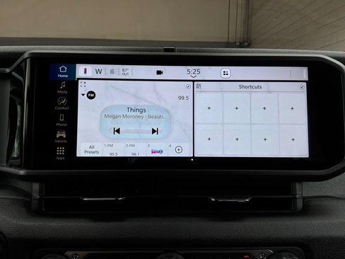 Used 2025 Jeep Wrangler Unlimited Sport AWD/4WD image 26
