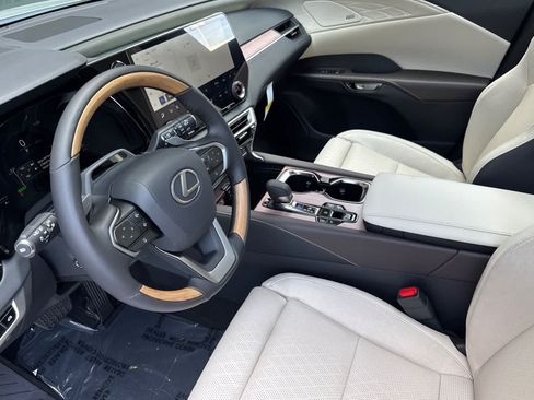 New 2026 Lexus RX 450h AWD w/ Convenience Package image 11