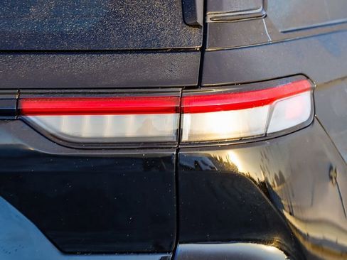 New 2025 Jeep Grand Cherokee Altitude image 37