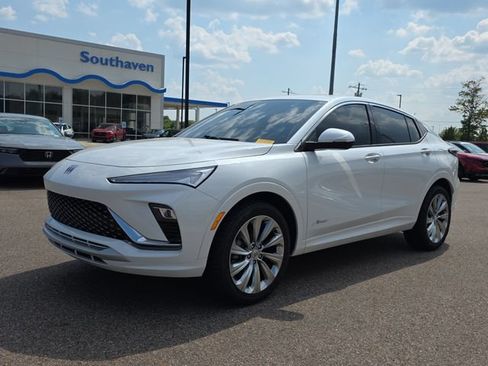 Used 2025 Buick Envista Avenir FWD image 7