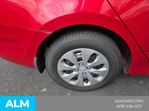 Used 2015 Hyundai Accent GLS FWD image 17