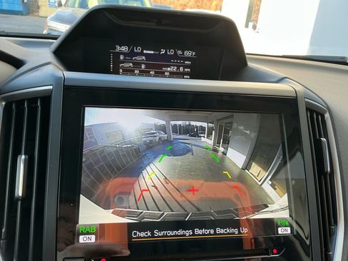 Used 2023 Subaru Forester Touring image 21