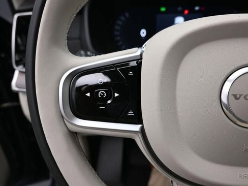 New 2026 Volvo XC90 B6 Ultra w/ Protection Package Premier image 13