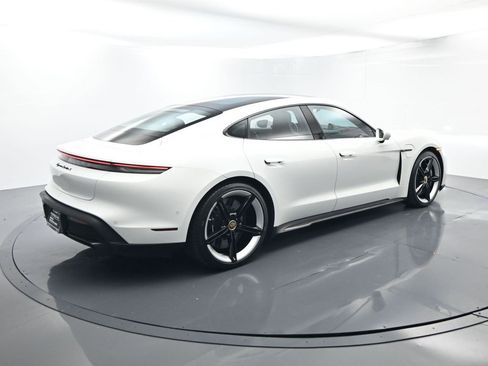 Used 2024 Porsche Taycan Turbo S image 15